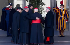 Fałszywy kardynał na spotkaniu w Watykanie.