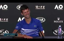 Novak Djokovic żartuje z włoskiego dziennikarza po wygraniu AO