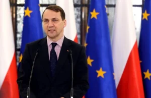 Sikorski w ogniu krytyki po słowach o ofiarach zamachu w Tunezji