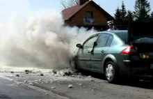 Pożar samochodu na Białym Krzyżu