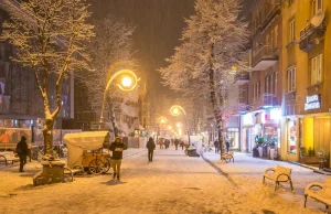 Bajkowa i zimowa noc w Zakopanem. Zobacz piękne zdjęcia.