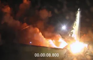Trzy testy członów Falcona Heavy zakończone