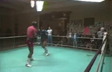 16-letni Mike Tyson VS Jimmy Clark 1983 [60fps]