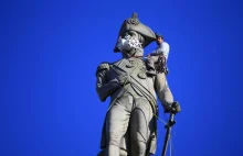 Why I climbed Nelson's Column to protest air pollution - The i newspaper...