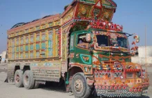 Pakistańska sztuka ozdabiania ciężarówek