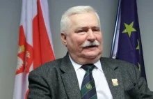 Wałęsa: politykom trzeba założyć czipy