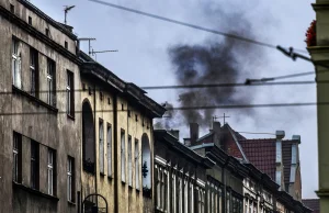 Wrocław wybiera smog. Bo tak taniej