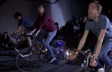 Kino, w którym widzowie zasilają projektor... pedałując na rowerach.