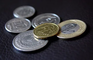Polskie bieda-pensje: Ponad 70 proc. pracowników zarabia mniej niż średnia...