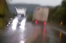Kierowca tira próbuje uniknąć katastrofy po awarii hamulców