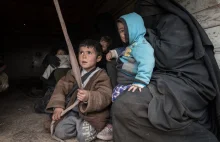 Niemcy sprowadzili rodziny terrorystów ISIS uwięzionych w Iraku