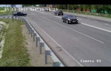 Rzadkie nagranie auta w swoim naturalnym środowisku polującego na rowerzystę
