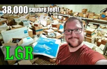 Exploring a MASSIVE Retro Computer Warehouse! - [LGR]