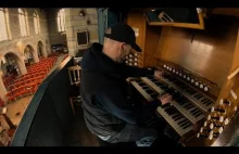 Utwór First Step z filmu Interstellar zagrany na kościelnych organach