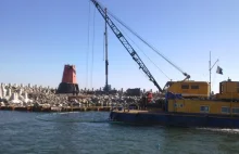 Zniszczono zabytkową latarnię morską w Gdańsku