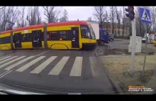 Patrz w lusterka! Sprawdź 3 razy! Tramwaje są wszędzie!