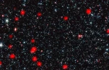 Szalone młode lata dzisiejszych najbardziej masywnych galaktyk