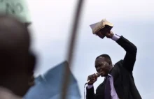 Uganda wprowadza kary śmierci i dożywotniego więzienia dla homoseksualistów