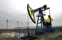 Fundusz Naftowy wycofuje się z ropy i gazu. Eksperci:To wstrząśnie całym światem