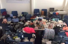 Policja zatrzymała Albańczyka, który chciał lecieć do Algierii z 10 walizkami