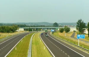 Autostrada A2 sypie się po dwóch latach od uzyskaniu statusu „przejezdnej”