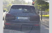Litwa: Litera „W” zabroniona w nazwiskach Polaków, dozwolona na samochodach