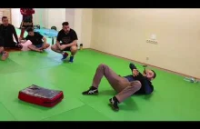 Nóż w Parterze - [Szkolenia Krav Maga GKMA Jarosław Rogowski]