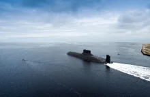 Rosyjski, gigantyczny atomowy okręt podwodny płynie w kierunku Bałtyku.