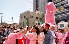 Japońska ulica pełna penisów