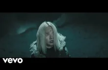 Natalia Nykiel - Total Blekit- czyli dosyć dobry electro pop w Polskim wykonaniu