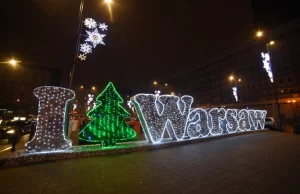 "I ♥ Warsaw" czy "K♥cham Warszawę" | iluminacja publiczna a prywatna