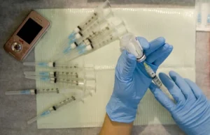 Szczepionka na HIV dopuszczona do testu na ludziach!