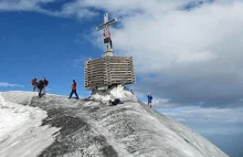 Nie udało się uratować krzyża na górze lodowej w Austrii
