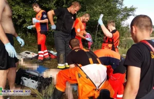 39-latek wjechał samochodem do jeziora. Mężczyzna zmarł w szpitalu.