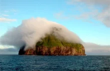 Wyspa w chmurach (wideo)