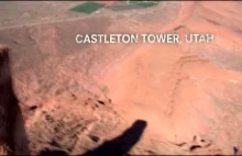 Dziewczyna samotnie wchodzi na Casteleton Tower (wspinaczka)