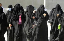 Arabia Saudyjska: nowy system smsowy kontrolujący kobiety