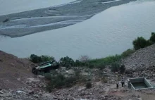Tragedia w Peru. Autobus spadł z górzystej drogi w przepaść zabijając wszystkich