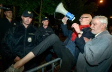 29 postępowań w związku z nocnym protestem przed Sejmem