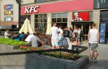 Wrocław: pozwał do sądu sieć KFC za kanapkę: Narusza moją godność