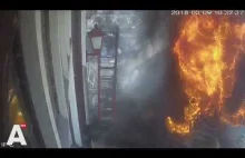 Podziemna eksplozja wywołana awarią kabla energetycznego w innej części miasta