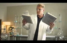 Dolph Lundgren reklamuje National Geographic