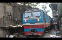 A w Wietnamie pociągi jeżdżą tak