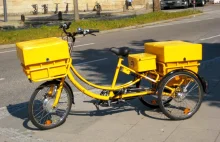 Warszawscy kurierzy DHL zamienili dostawczaki na towarowe rowery