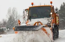 Czy zima zaskoczy drogowców? Ile trzeba czekać na usunięcie śniegu?