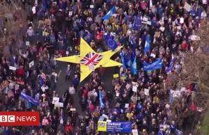 Milion ludzi protestowało w Londynie - ujęcie z drona