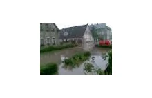 Wojsko Polskie w nierównej walce z powodzią