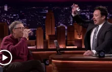 Bill Gates i Jimmy Fallon piją "gównianą" wodę.