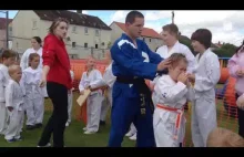Niezbyt udany pokaz taekwondo