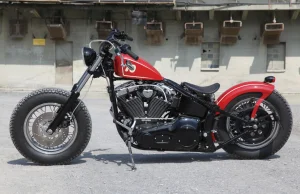 Bobber Garage 70